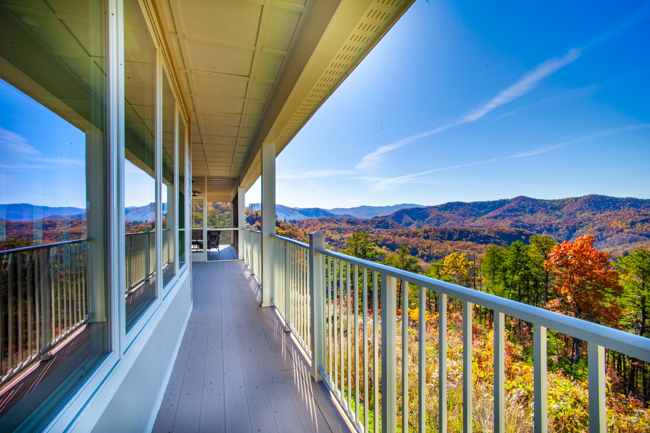 Property Image 1 - Endless Mountain Views - Hot Tub & Fireplace!