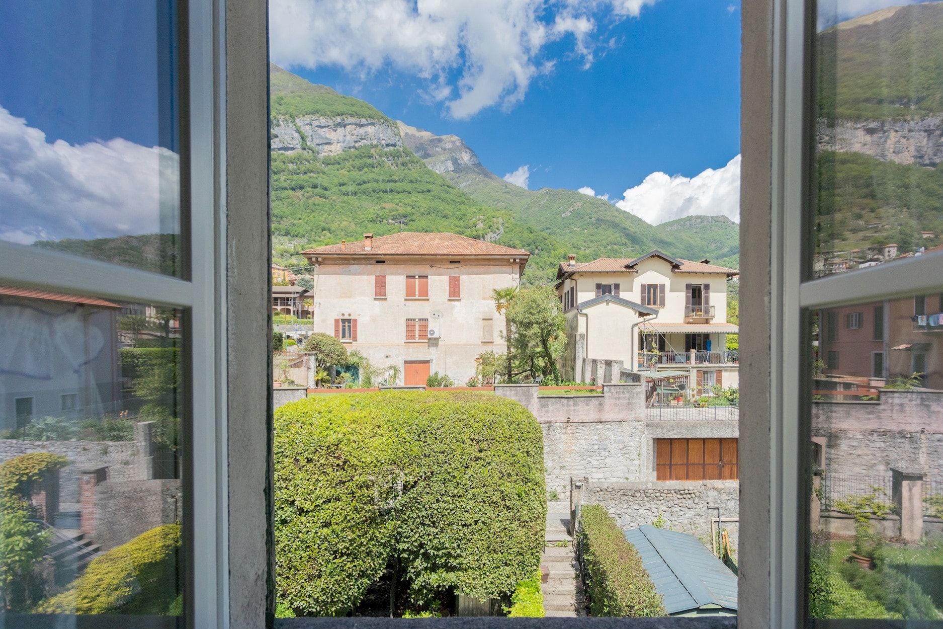 Property Image 2 -  Tina’s Window on Lake Como
