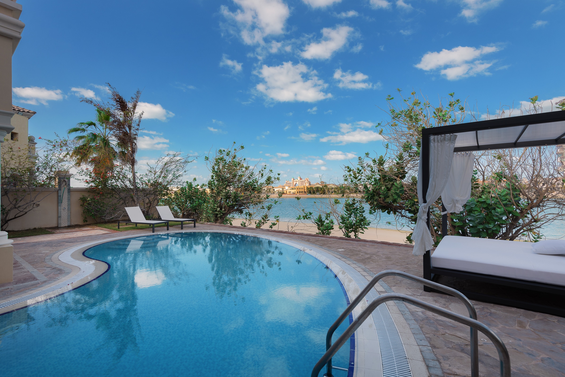 Property Image 2 - Palm Jumeirah Beach Front XL Villa w/Prvt Pool