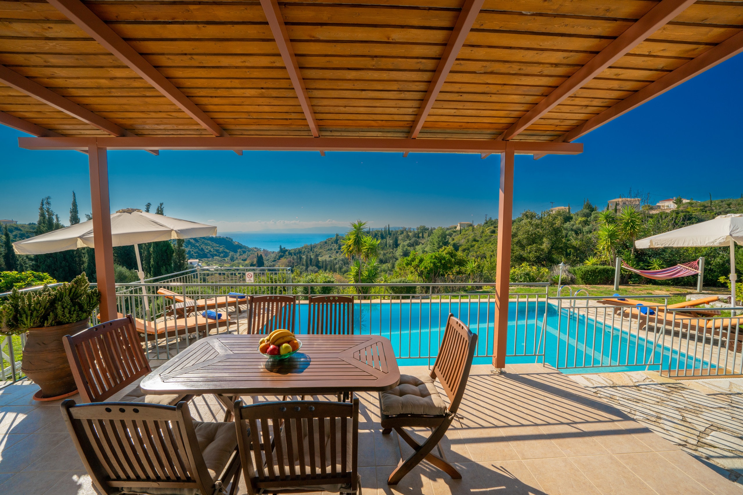 Property Image 2 - Wonderful Stone Built Villa with Infinity Pool and Breathtaking Views
