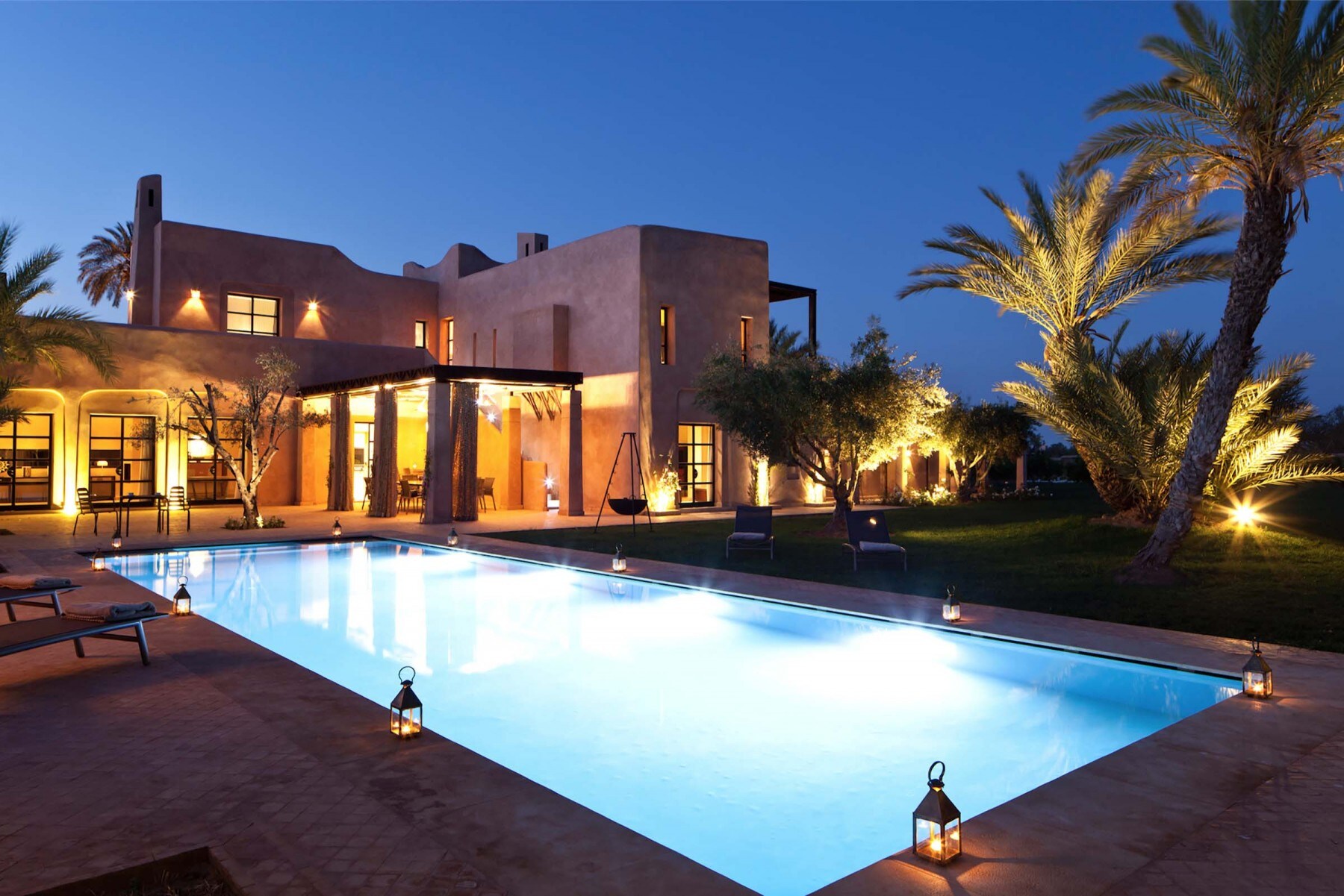 Property Image 1 - Lush Luxury Villa in Bab Atlas with Pool Lounge and BBQ