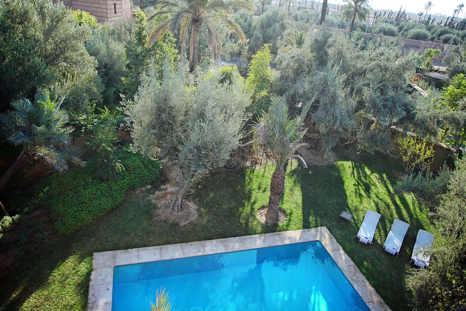 Property Image 2 - Comfortable Spacious Retreat with Own Pool and Terraces