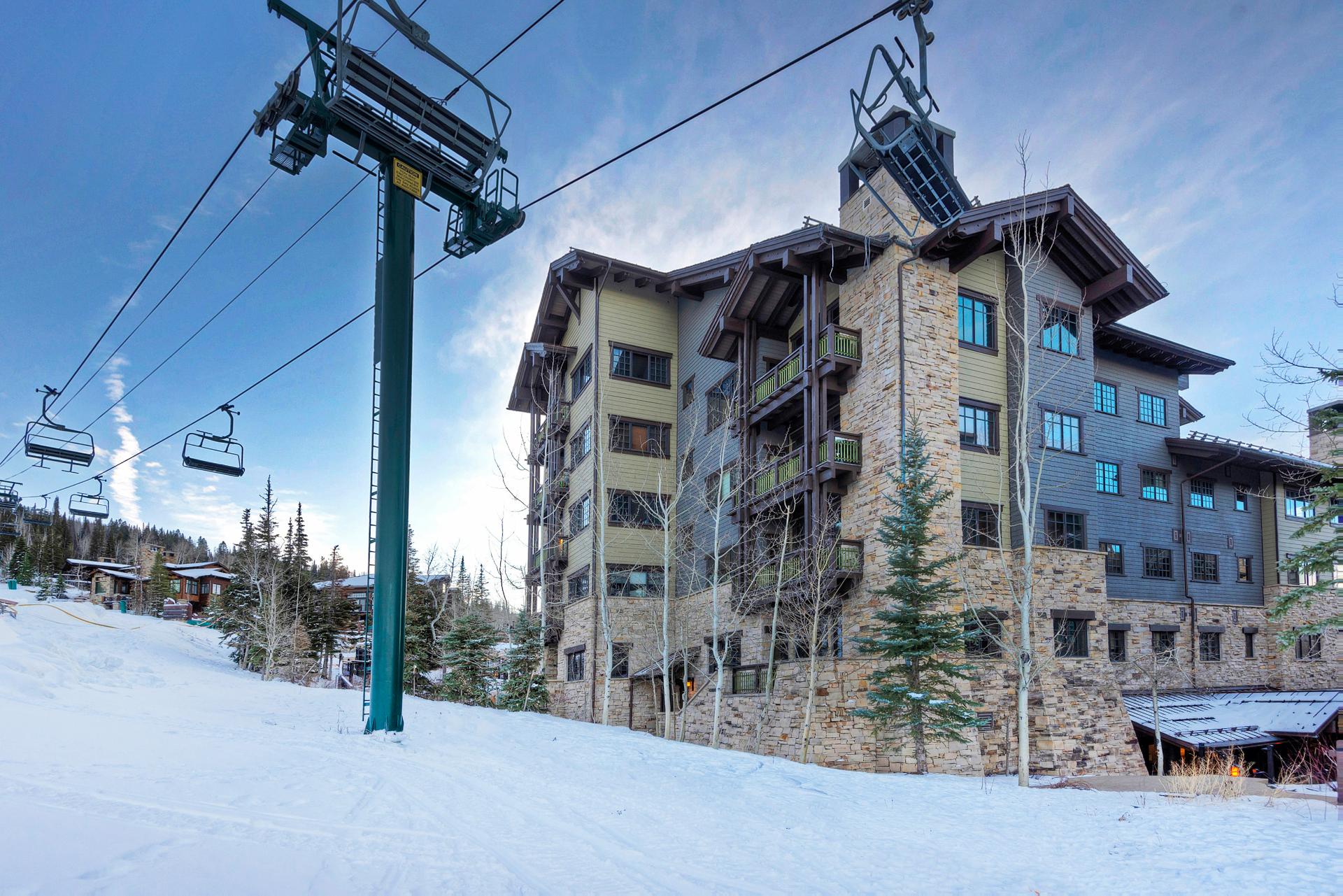 Property Image 1 - Arrowleaf Lodge - 2 Bed Condo #109