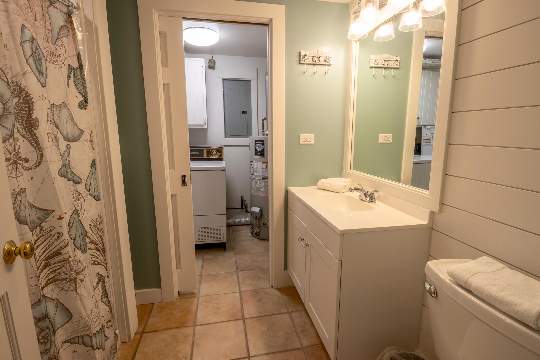 Garden Level | Bathroom 2 | With Laundry Room