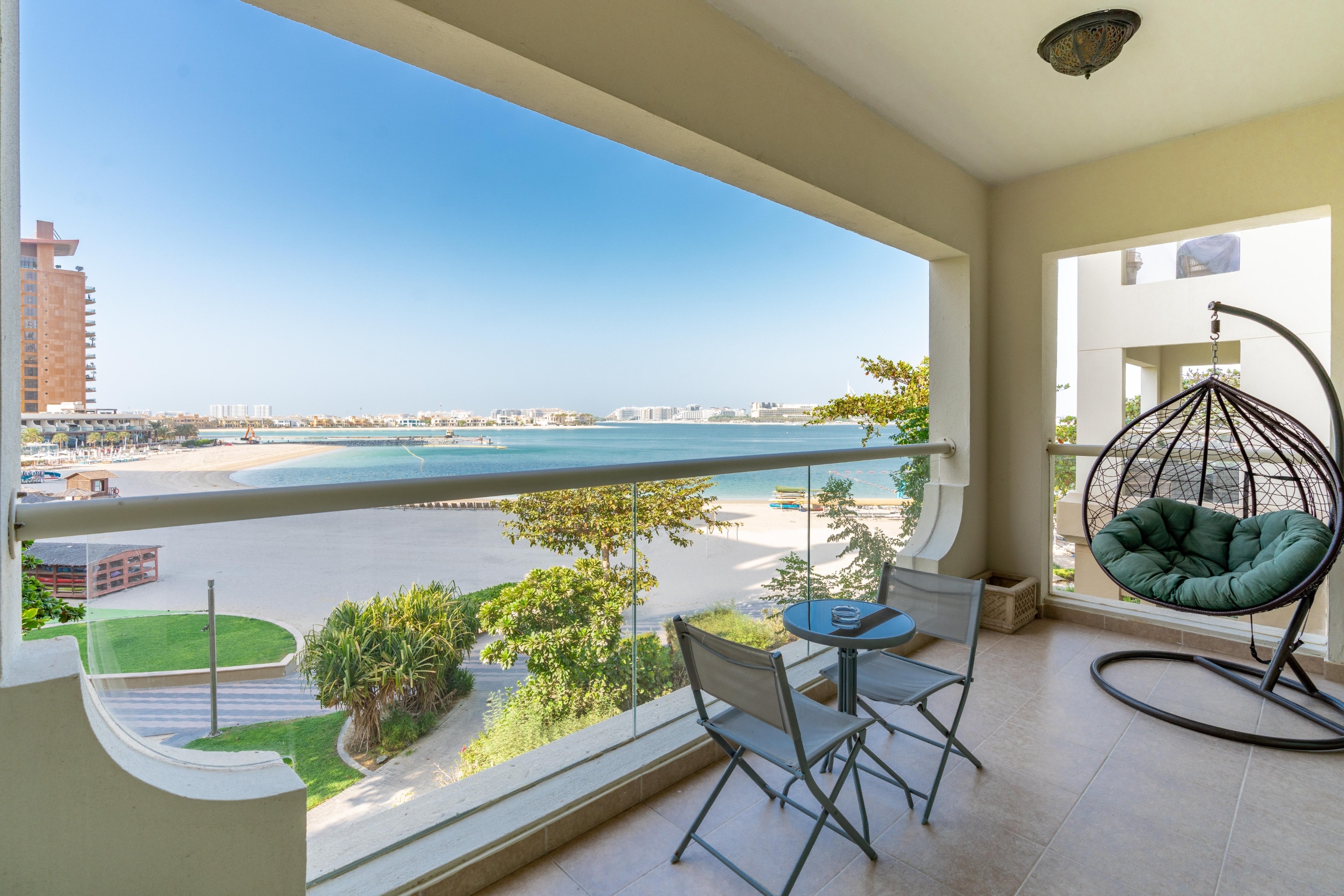 Property Image 1 - Welcoming 1 Bedroom | Palm Jumeirah with Sea View