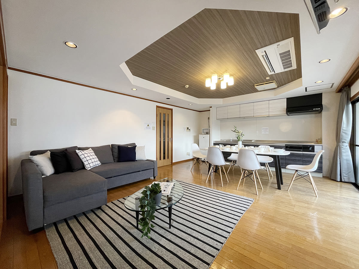Captivating Bright Apartment in the Heart of Hiroshima