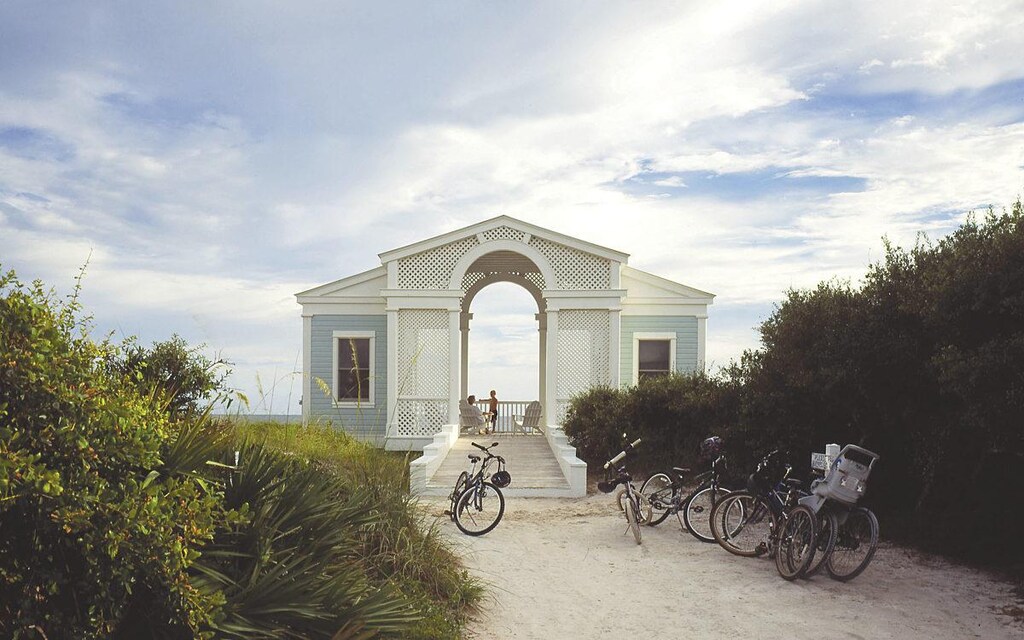 The Tupelo Beach Access is beautiful