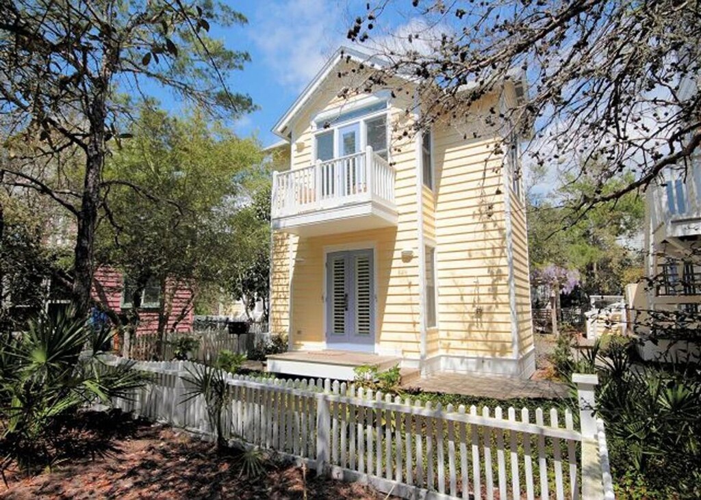 Spice looks like a ray of sunshine!