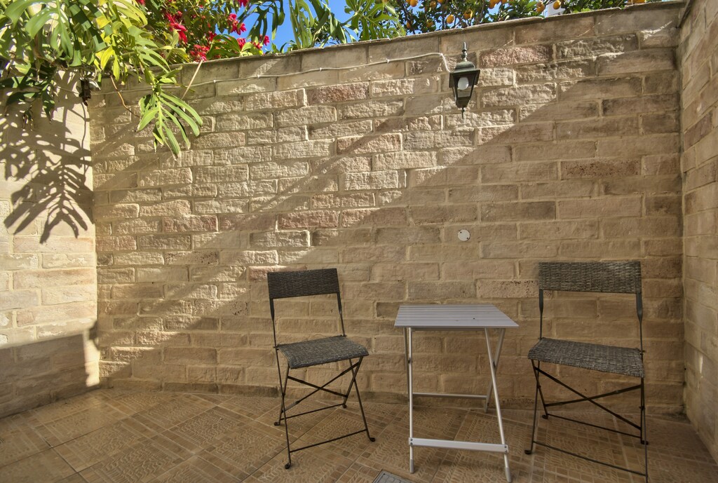 Rooms: Balcony/Terrace