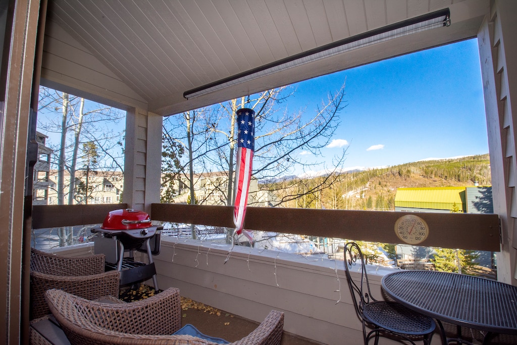 SWP Snowblaze C24 Private deck