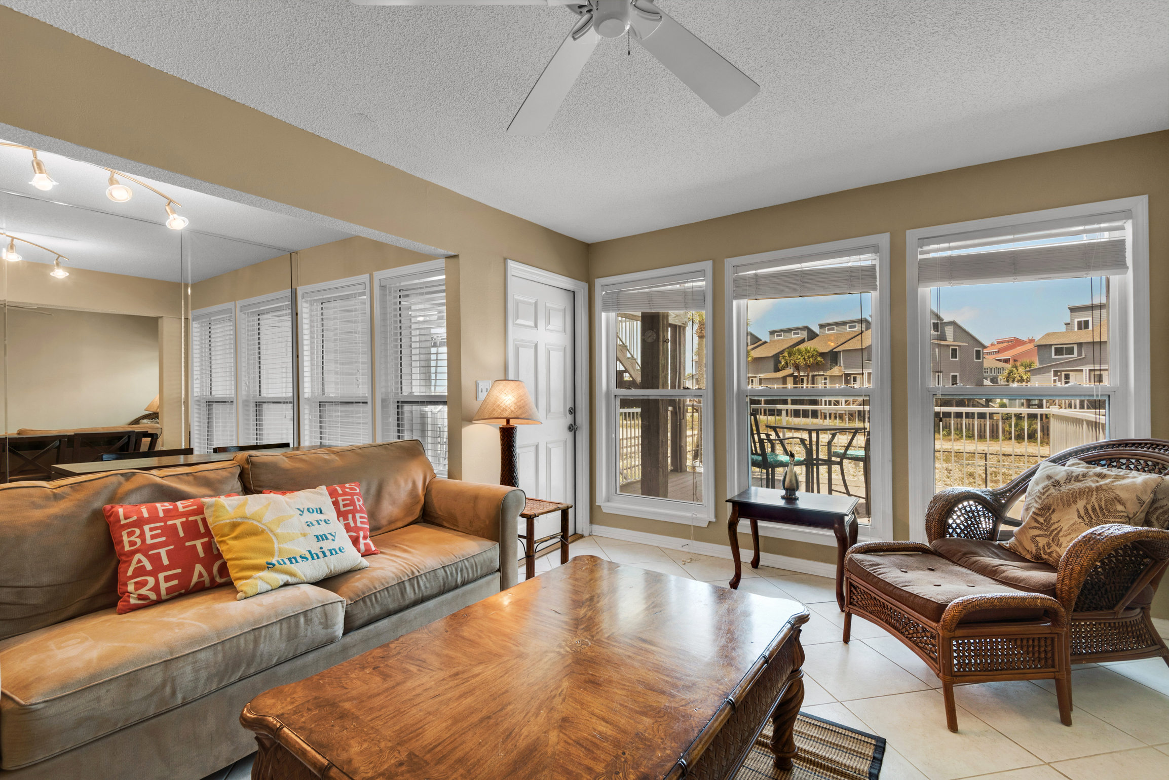 Living room view to balony