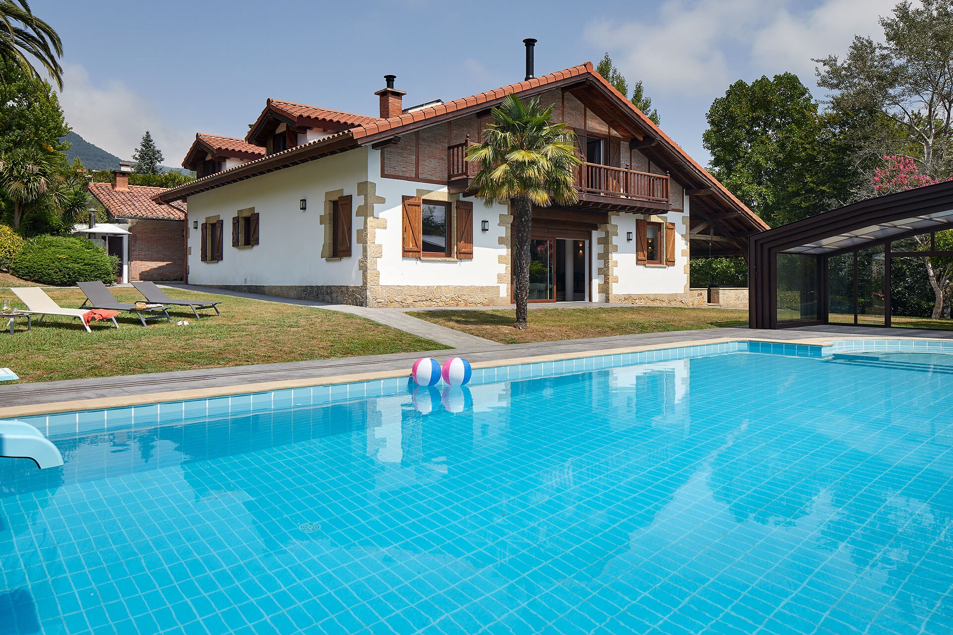 Property Image 2 - Villa Jaizubia Golf