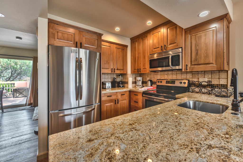 Full Kitchen with Electric Range