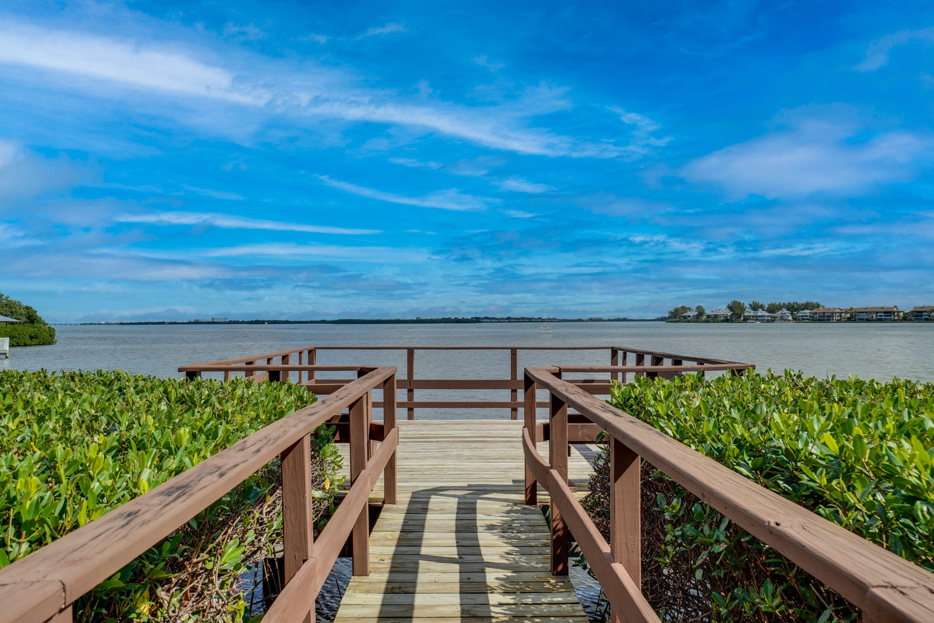 Property Image 1 - Bermuda Bay Club 1427