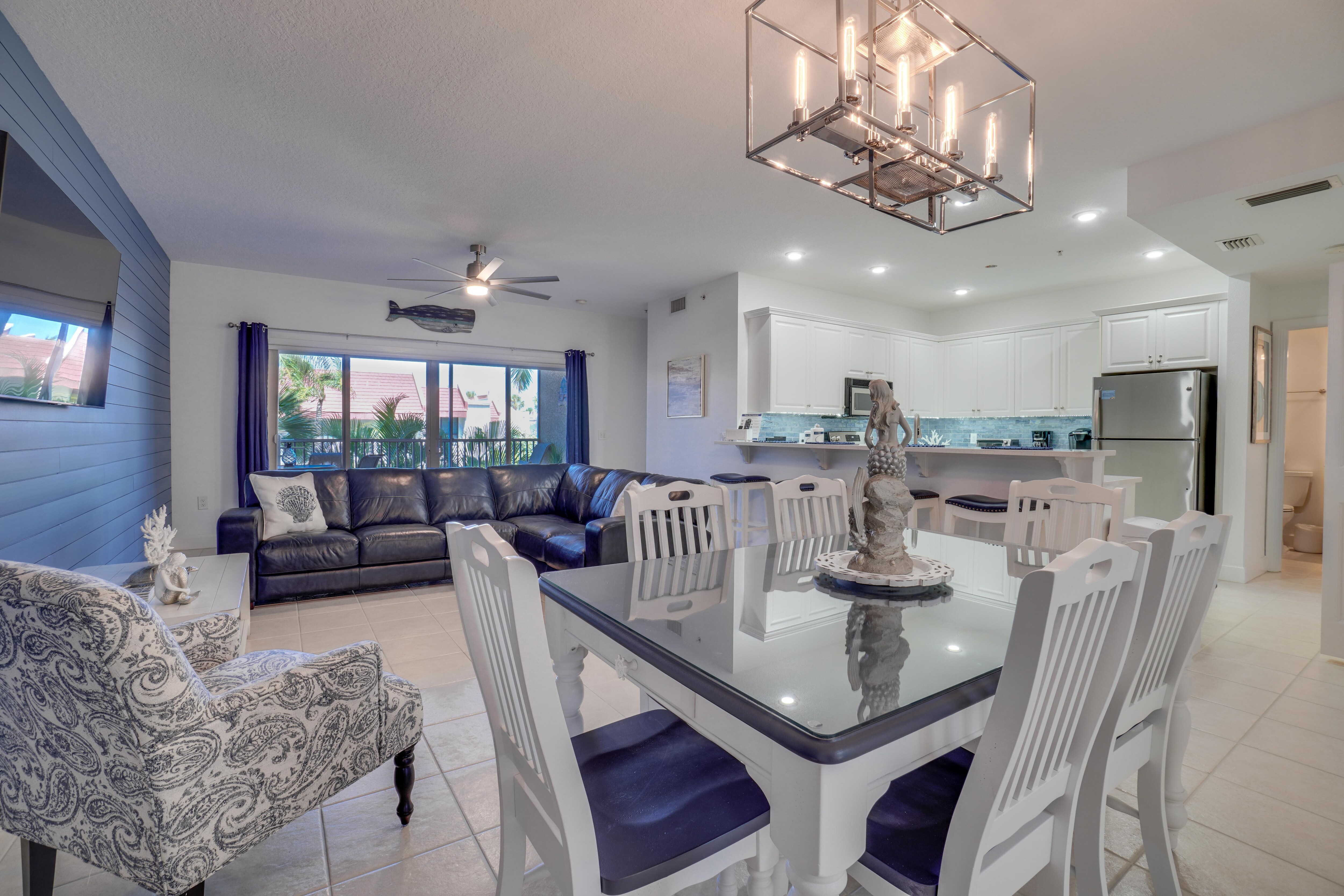 Property Image 1 - Bradenton Beach Club 226