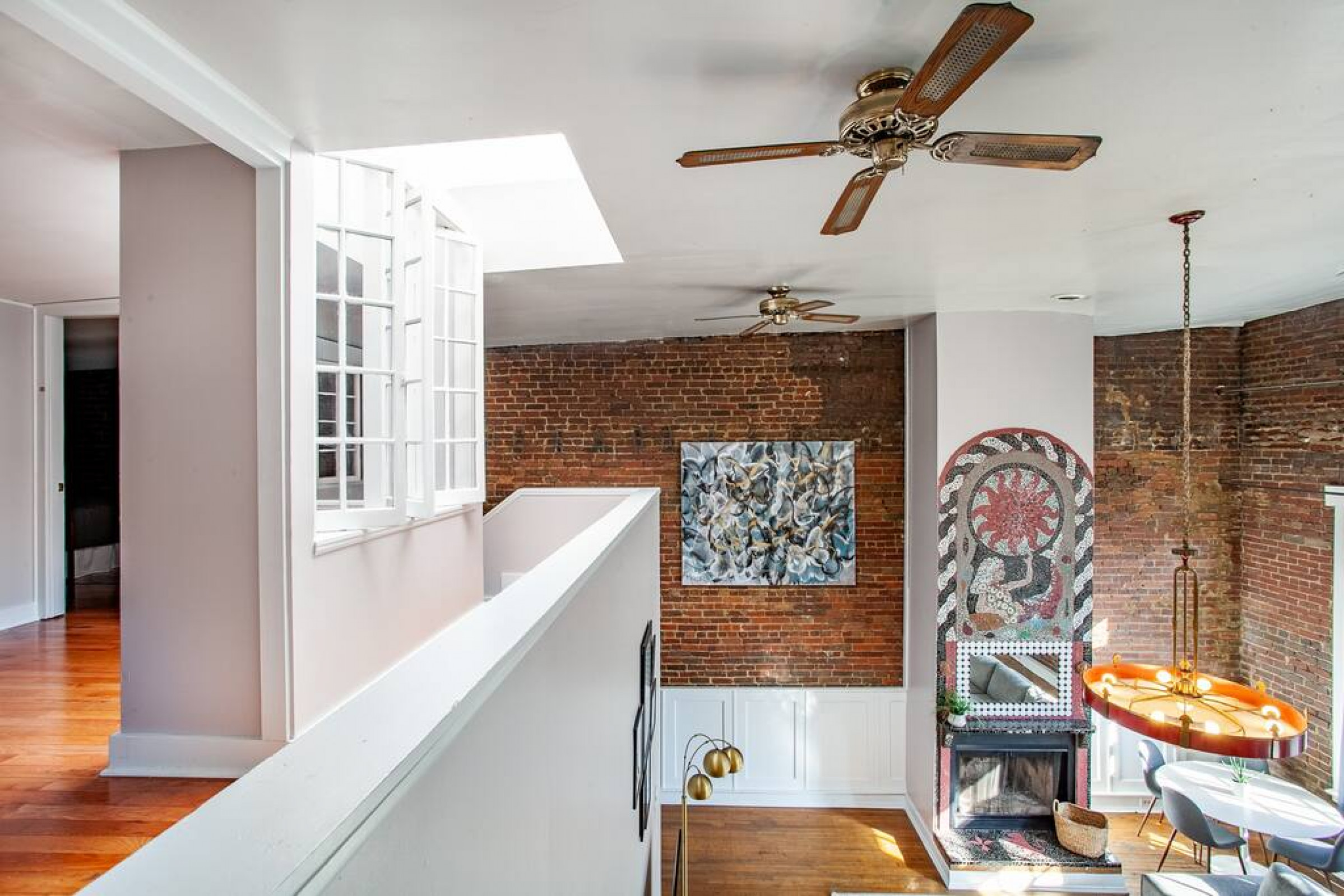 Heart of the Old City- Minutes from Market Square