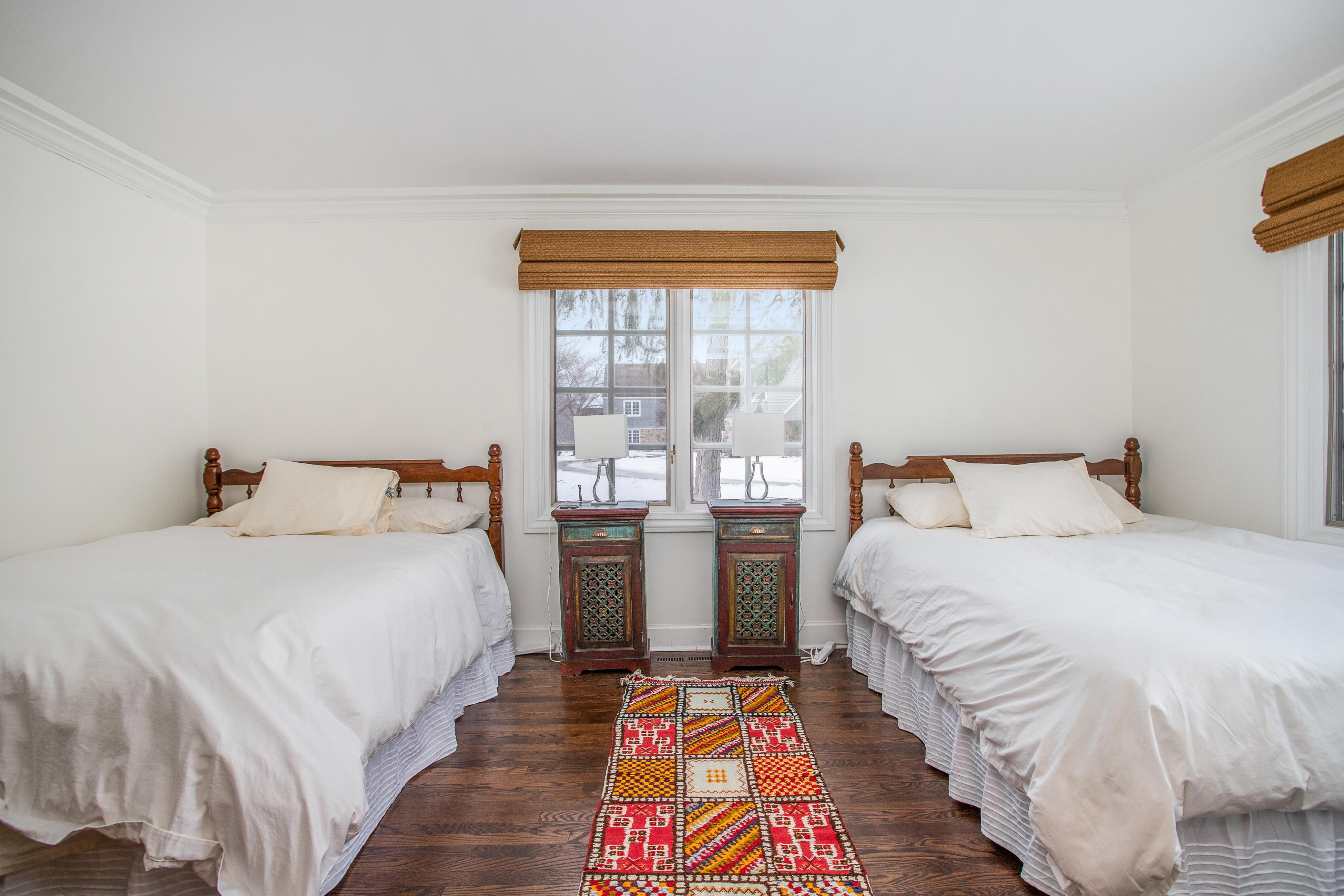 Point Cottage at Point O' Woods Point Cottage at Point O' Woods