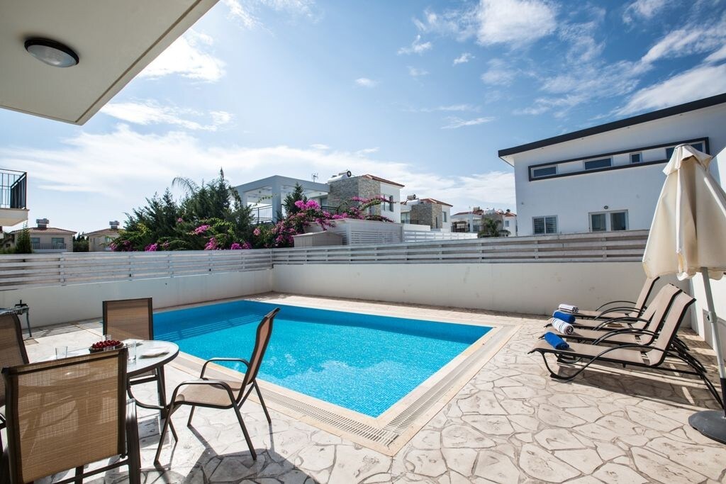 Property Image 2 - Villa Kaley 