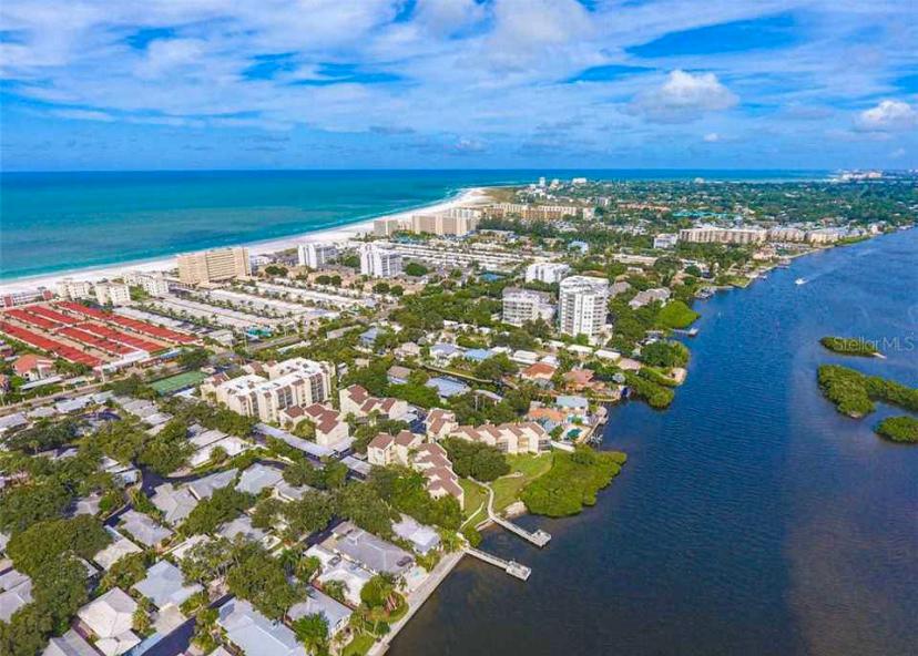 Property Image 1 -  Charming Two Bedroom Condo With Pool View ~ Siesta Key Bay Oaks 