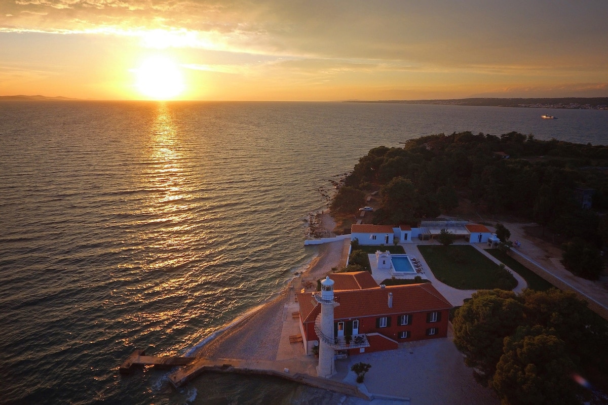 Property Image 2 - Seafront One-bedroom Apartment in Zadar