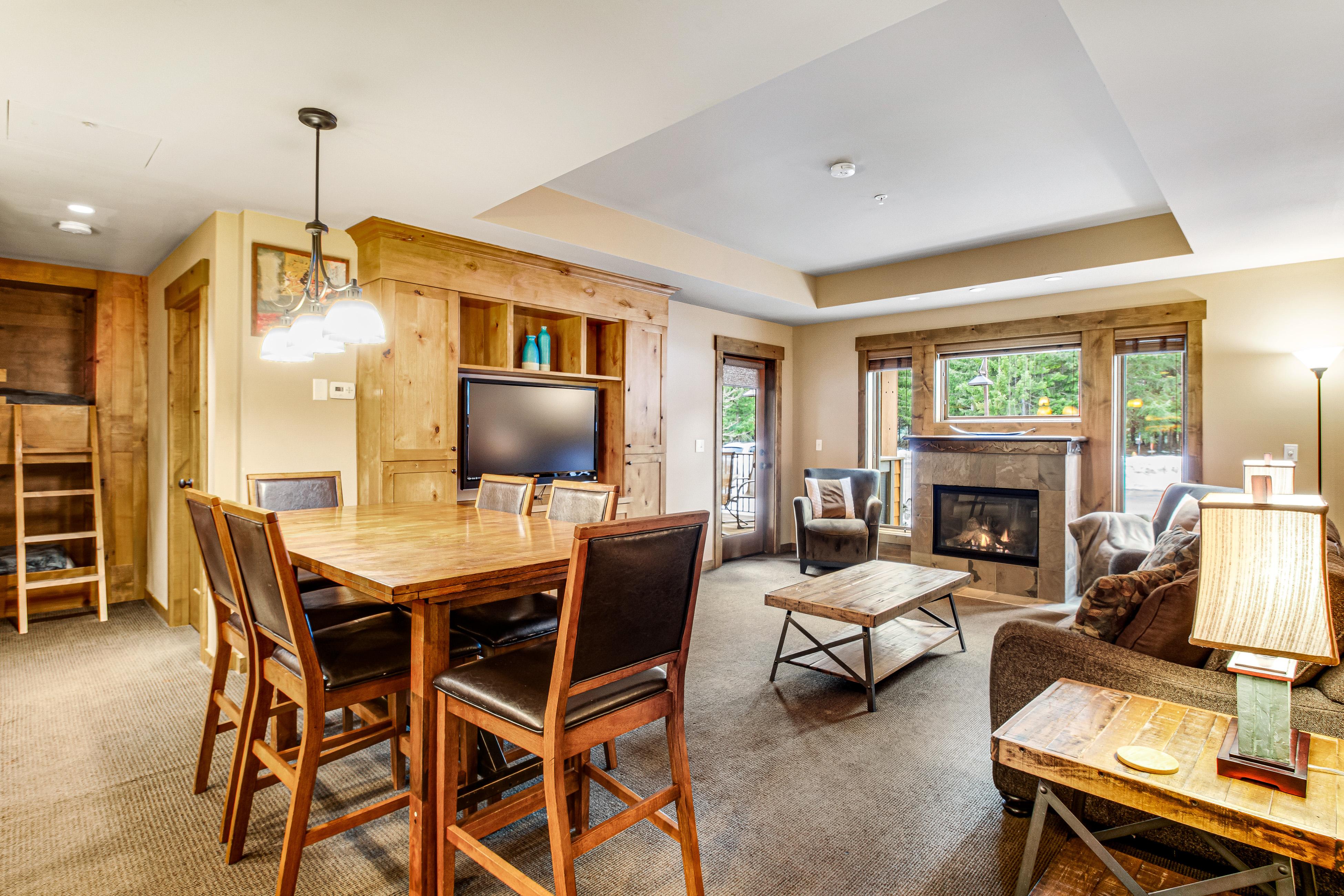 Trailhead Lodge #108