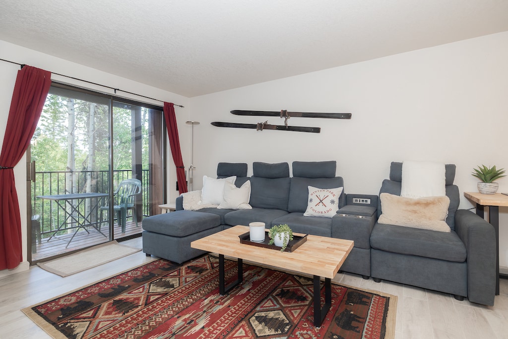 SWP Beaver Village 723 living area