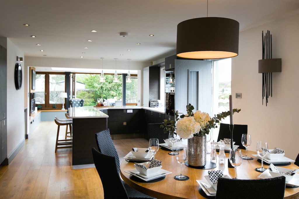 hot tub, sea views, luxury cottage, Log Burner