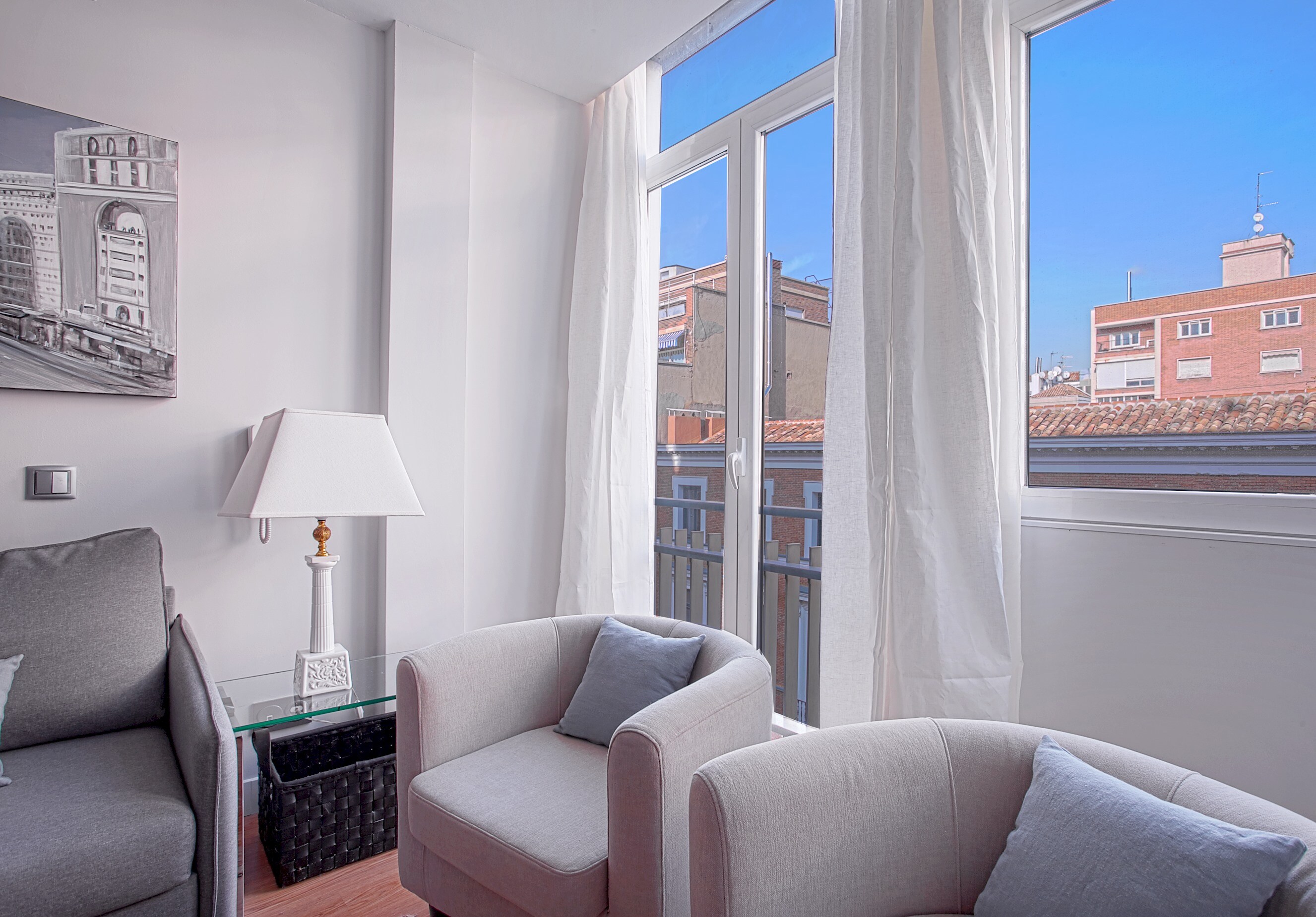 Property Image 2 - Cozy Apartment next to Museum Prado. Retiro III