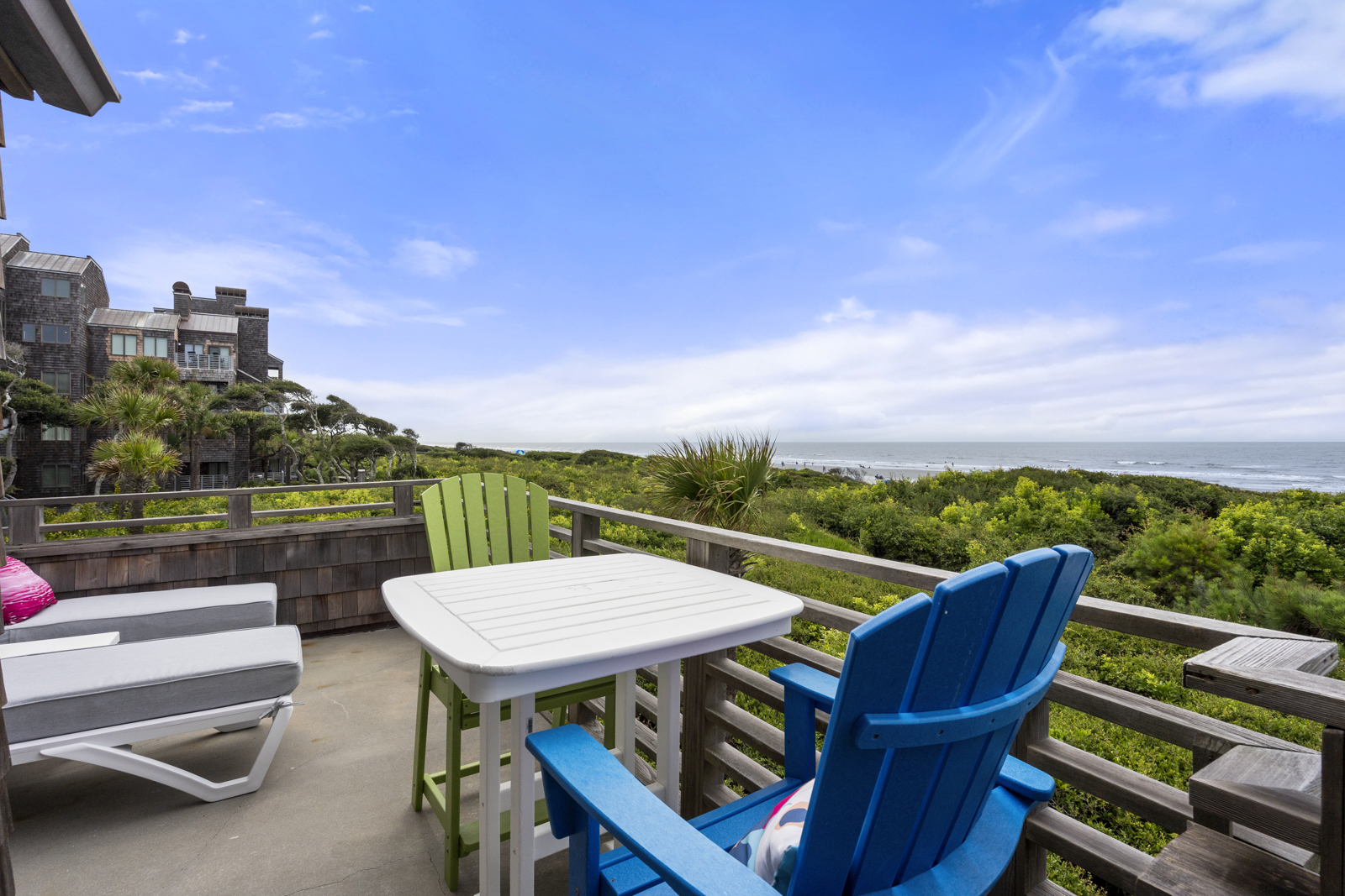 Oceanfront deck