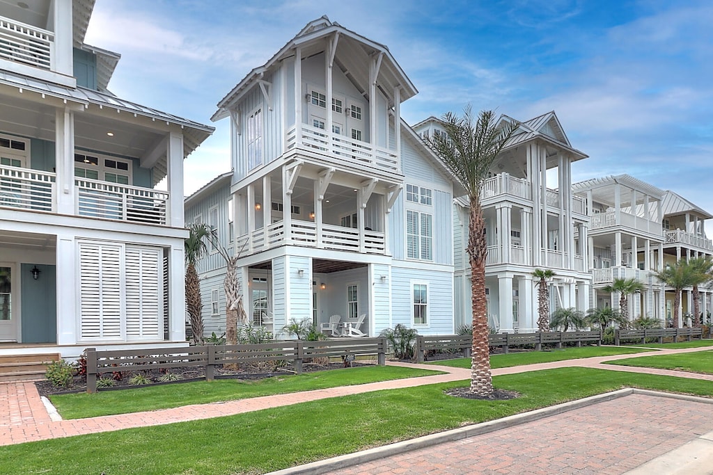 Welcome to Grand Shore!. 