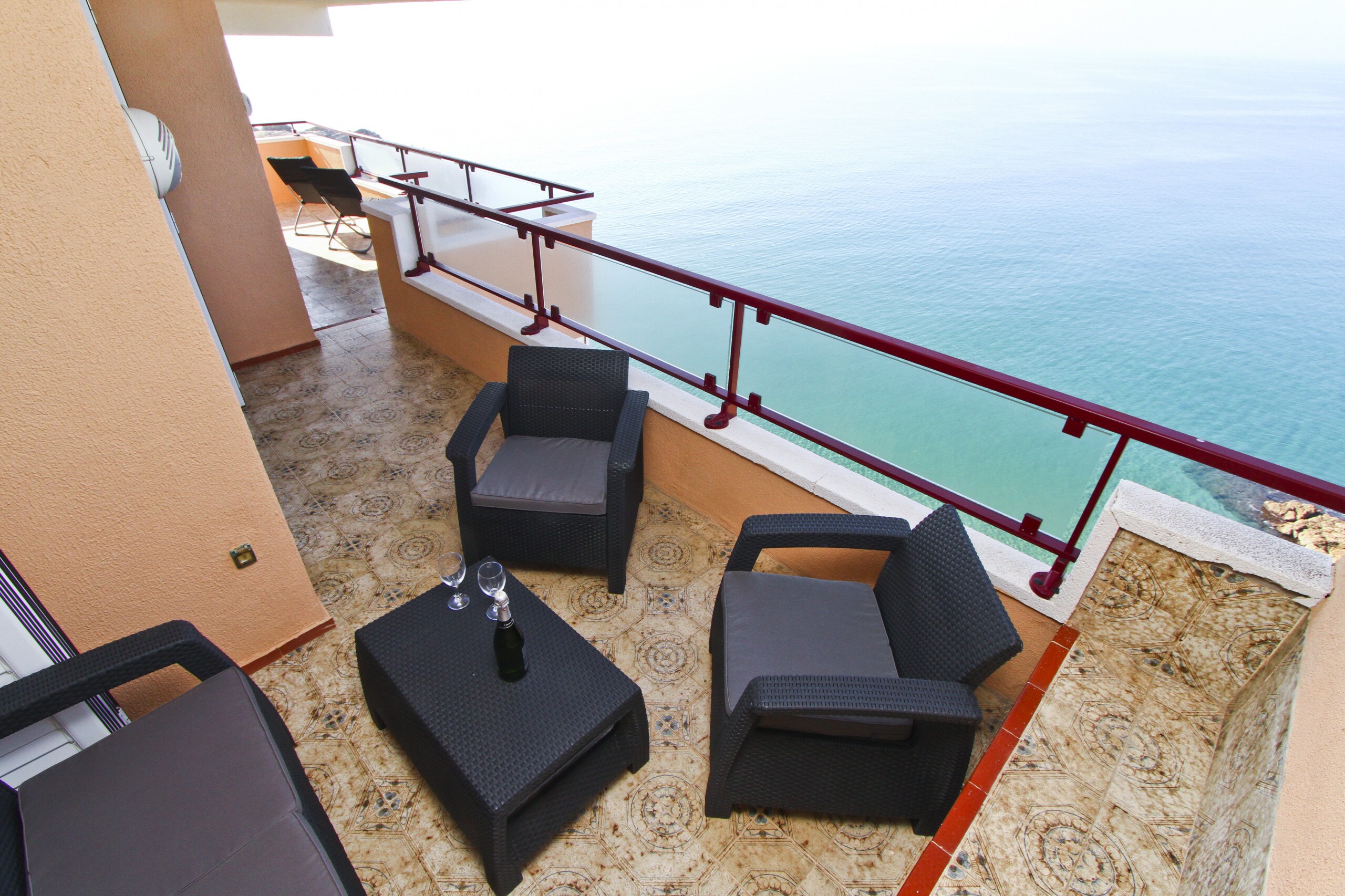 Property Image 1 - spectacular design apartment with stunning sea views