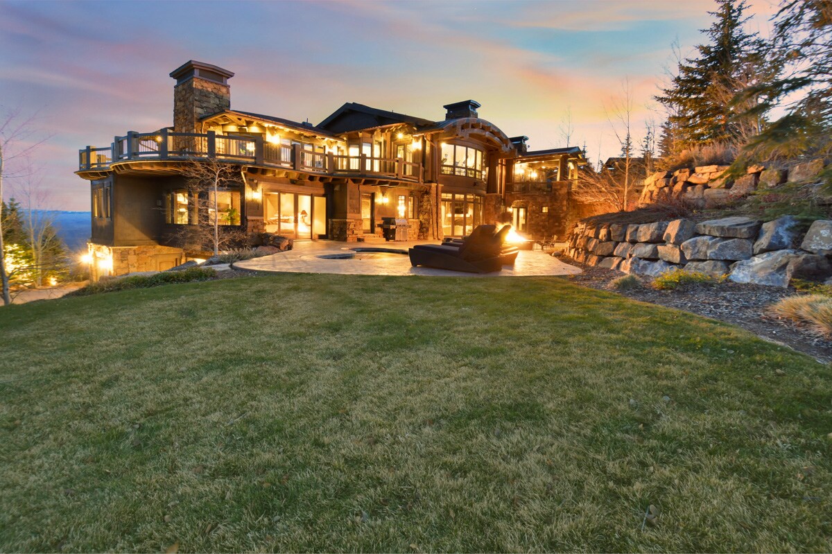 Property Image 1 - Ski Dream Home