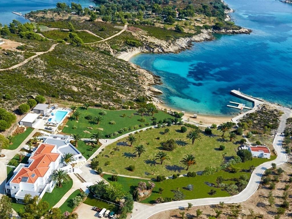 Property Image 2 - Exquisite Halkidiki Retreat | Private Beach | 10 Bedrooms | White House Villa | Infinity Pool | Unparallel