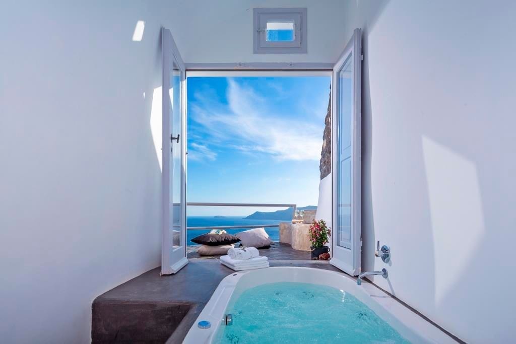 Property Image 1 - Oia Secret Escape Villa with Private Pool with Sea & Caldera View