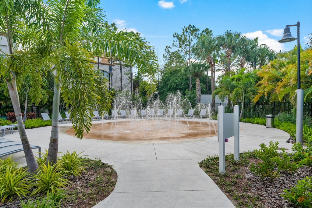 Vista Cay Isles splash pad