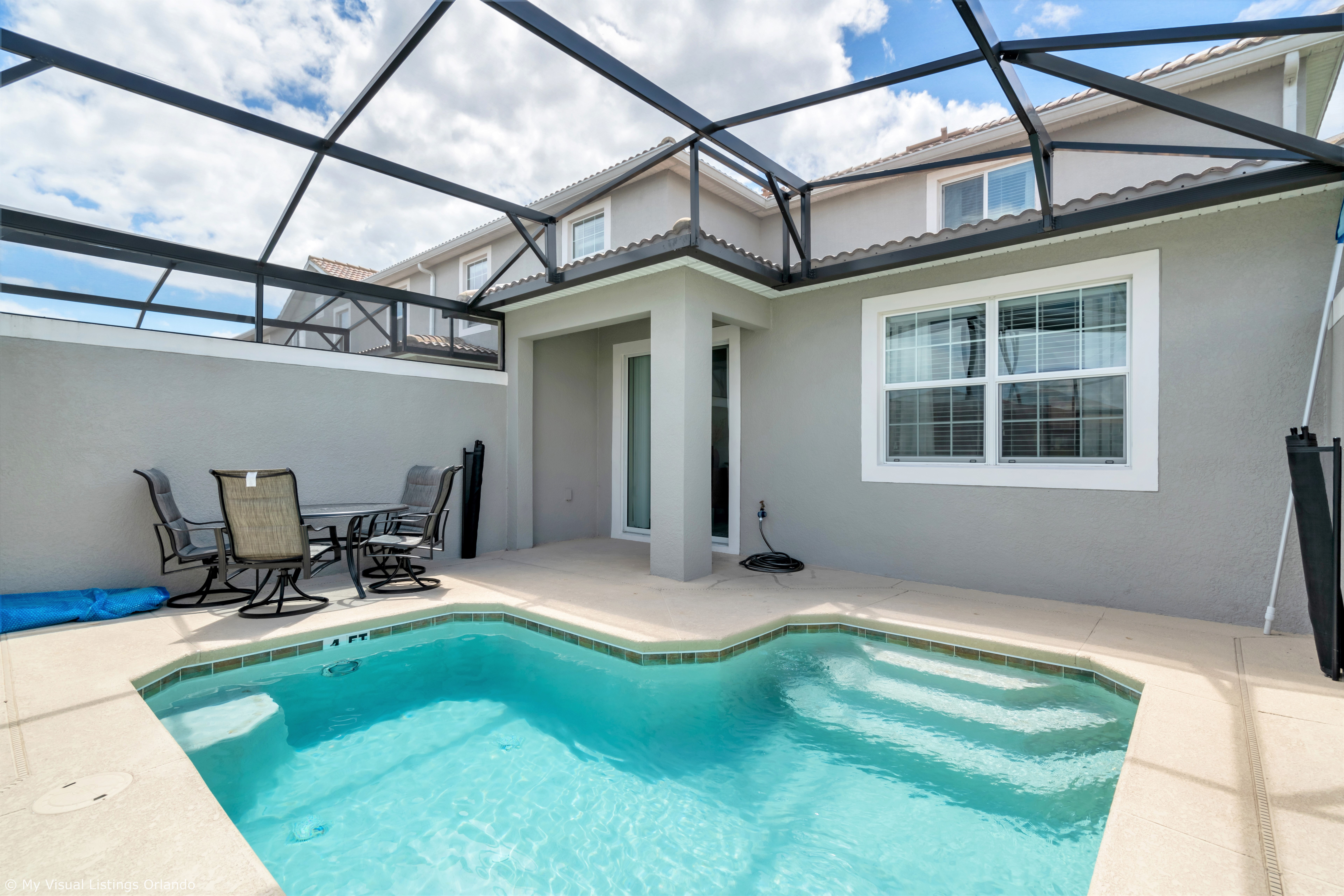 Immerse yourself with the private pool of this townhouse with outside dining area