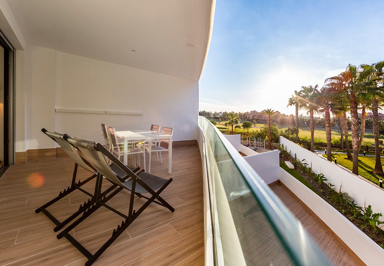 Property Image 1 - 2 bedroom and 2 bathroom exclusive apartment overlooking the golf course and the infinity pool