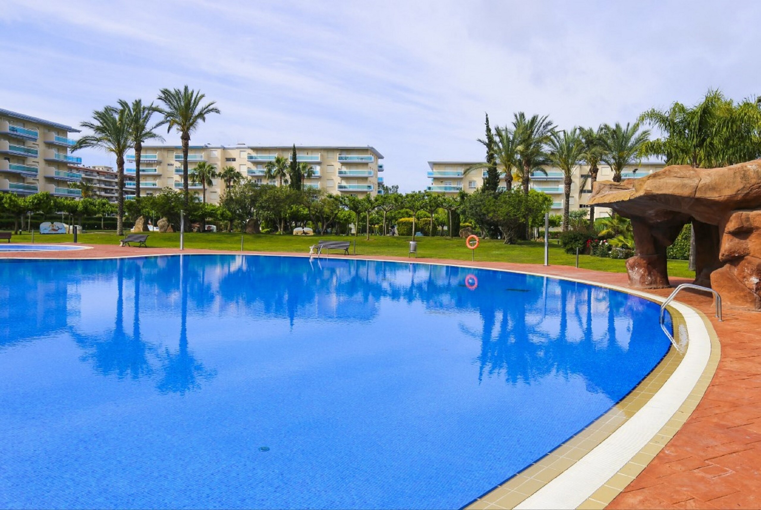 Property Image 1 - Wonderful apartment with pool with sea view in Salou
