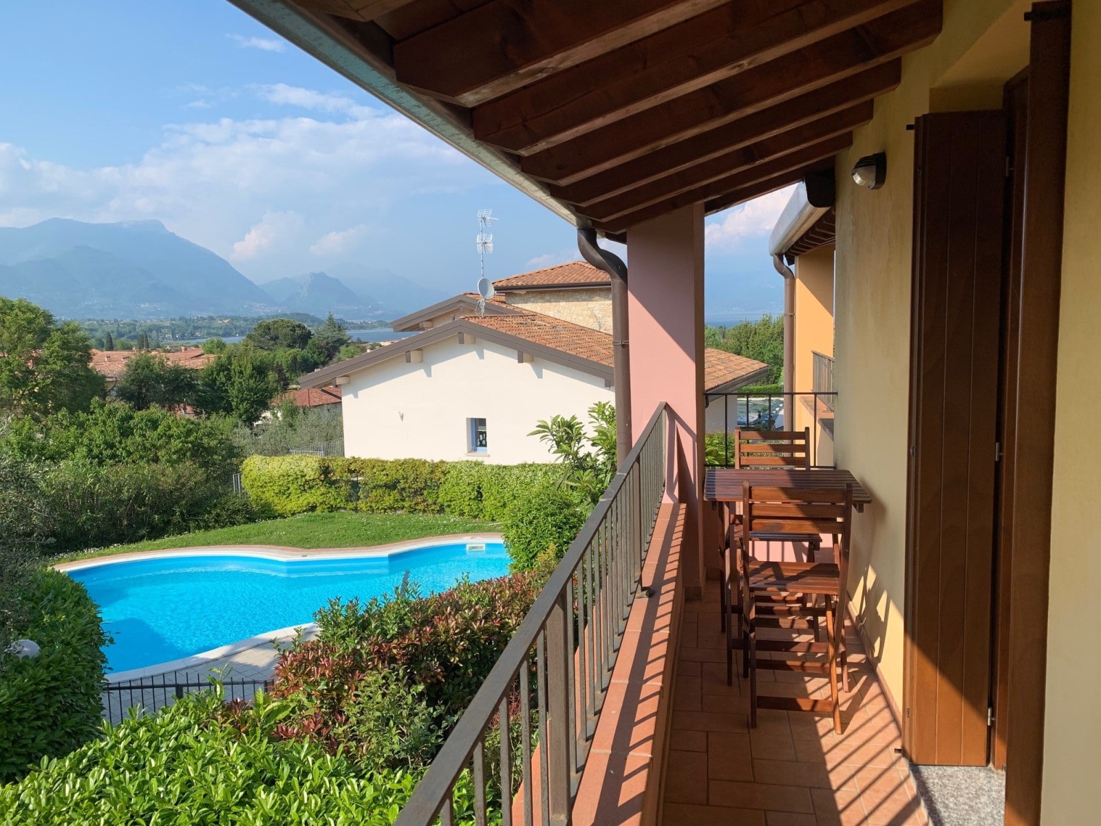 Property Image 1 - cosy apartment with pool in Manerba del Garda
