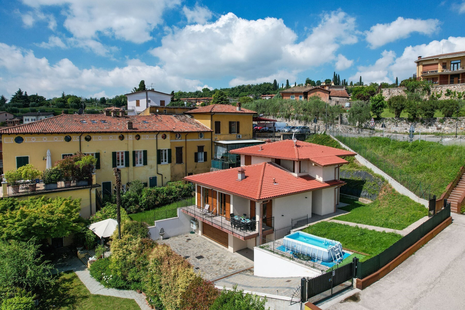Property Image 2 - spacious villa with small pool in Polpenazze del Garda
