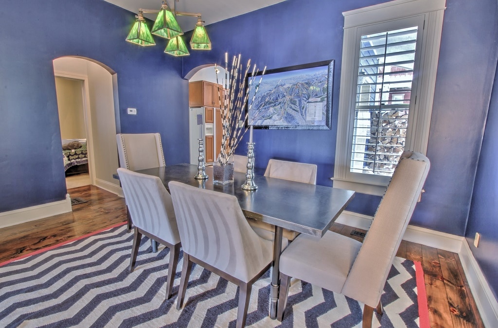 Spacious dining room with 6-seat dining table