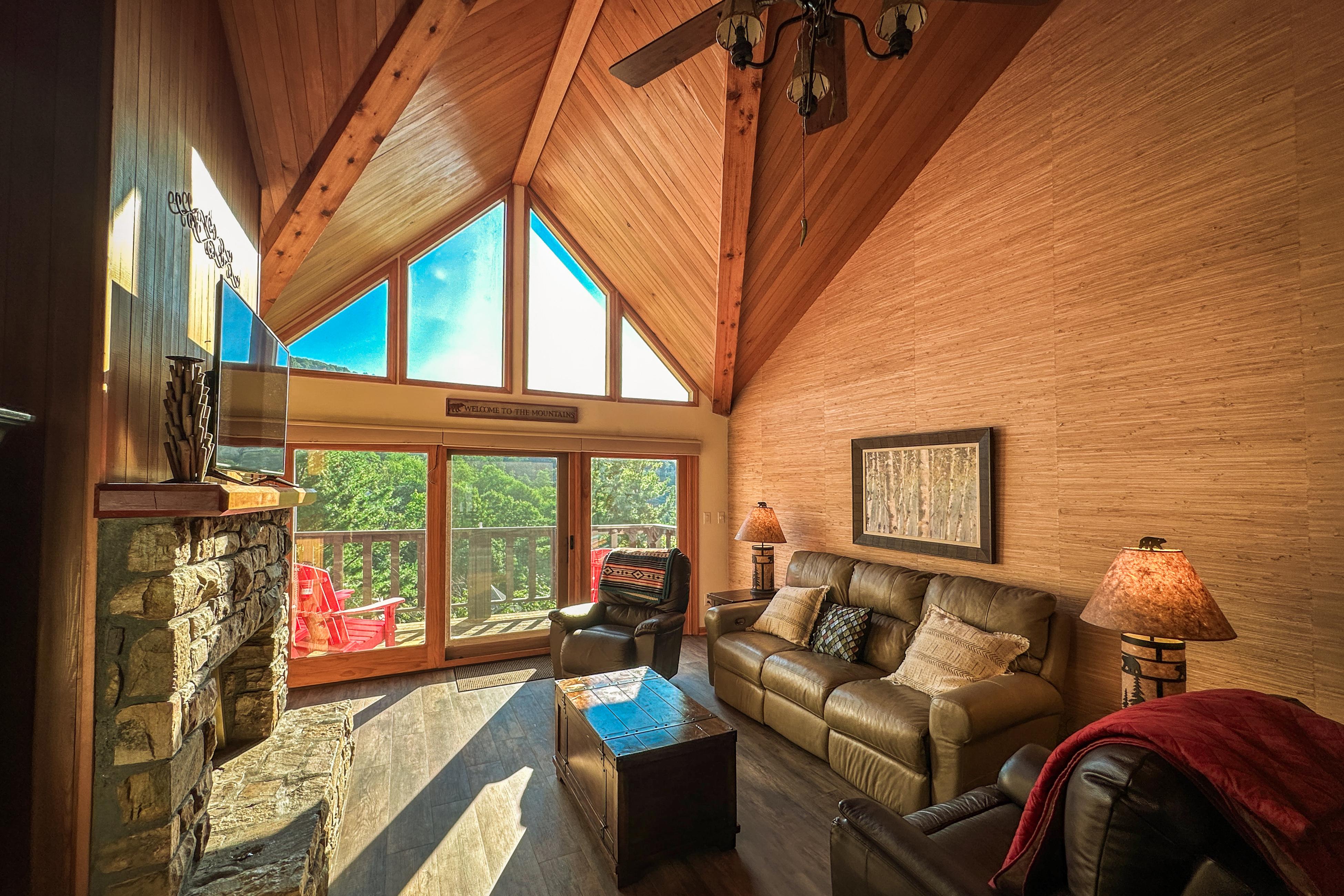 Property Image 2 - Ski Side Retreat