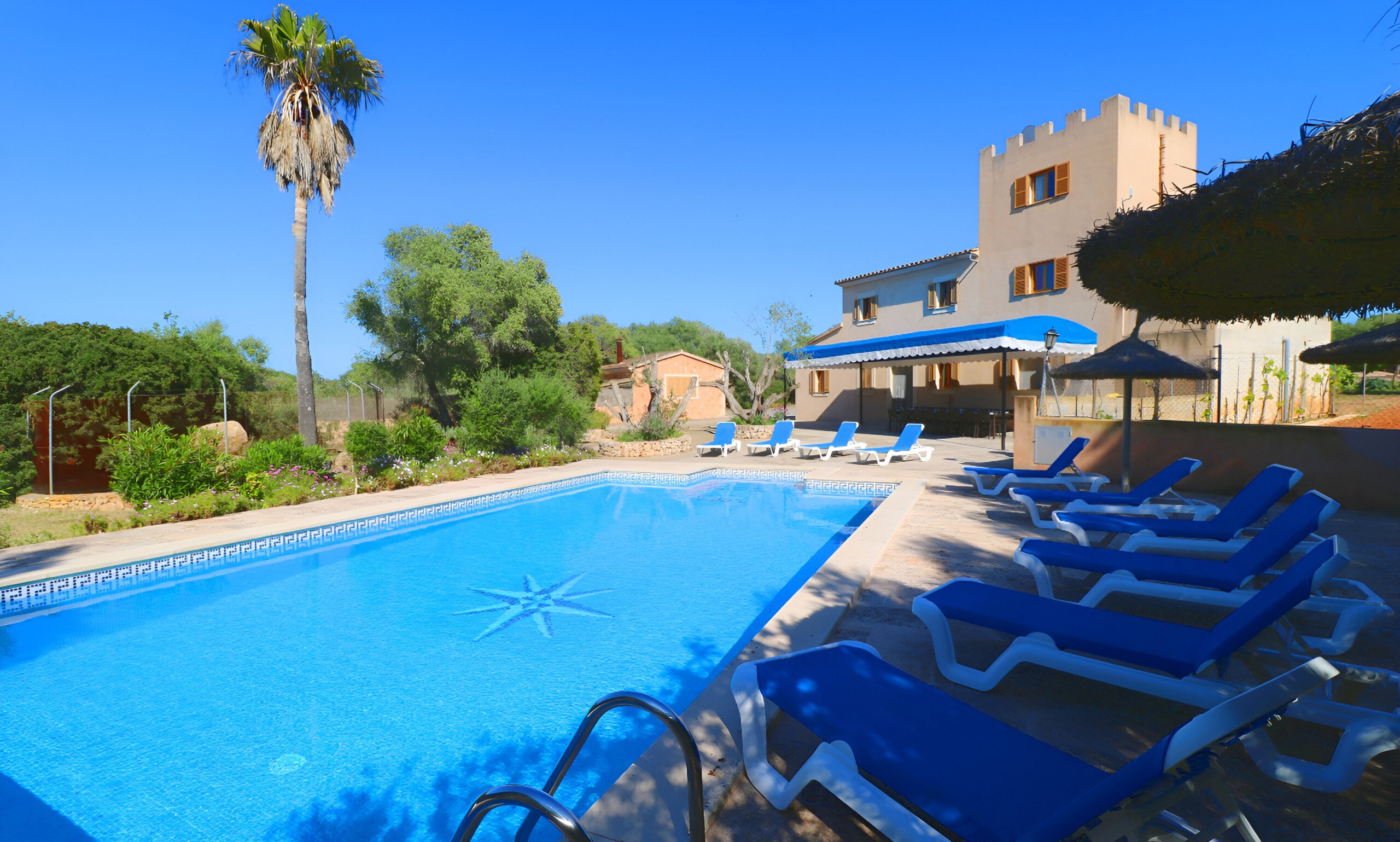 Beautiful finca with pool in Majorca, Palea 407