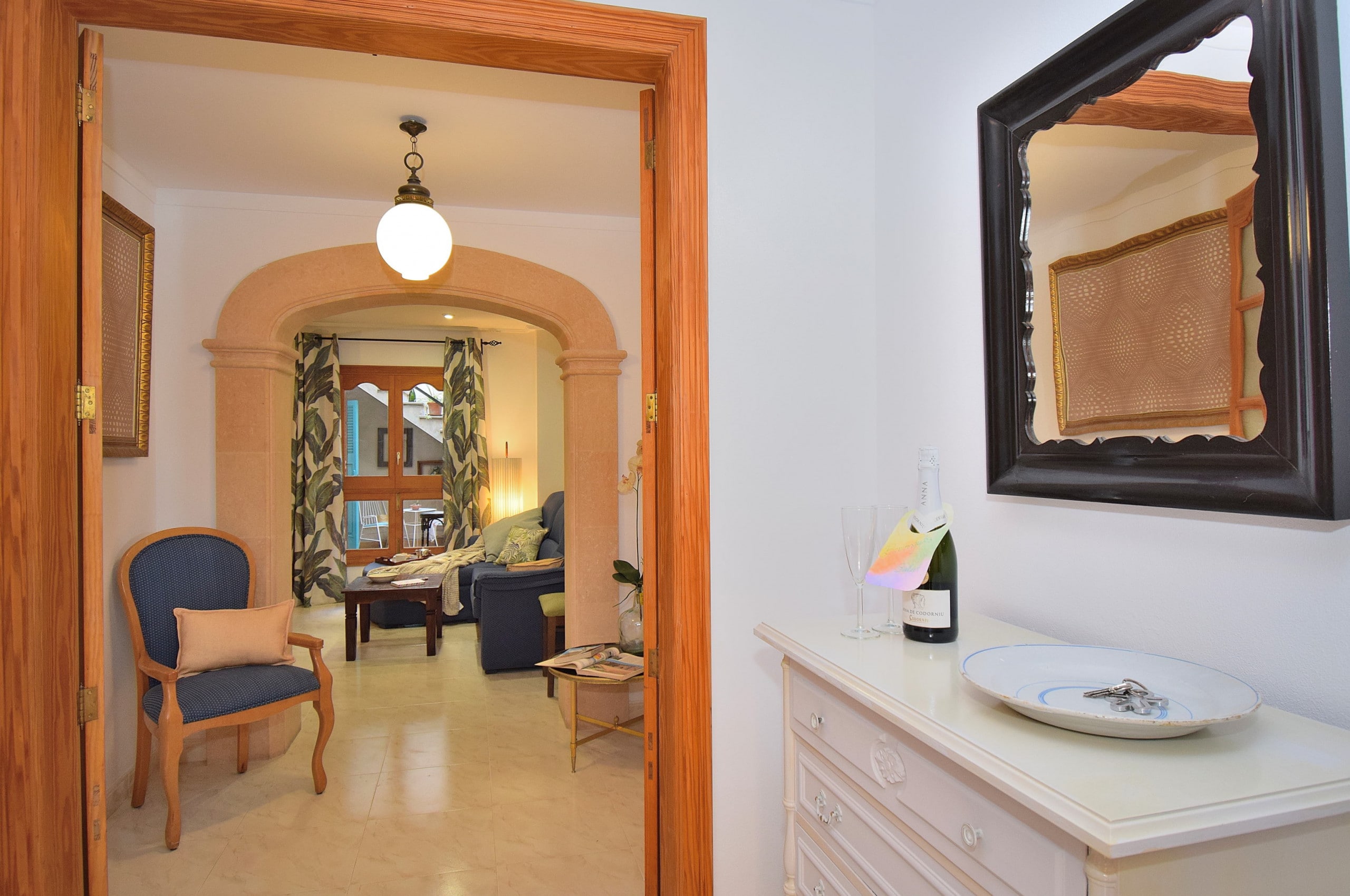 Pleasant Two Floors House with Garage