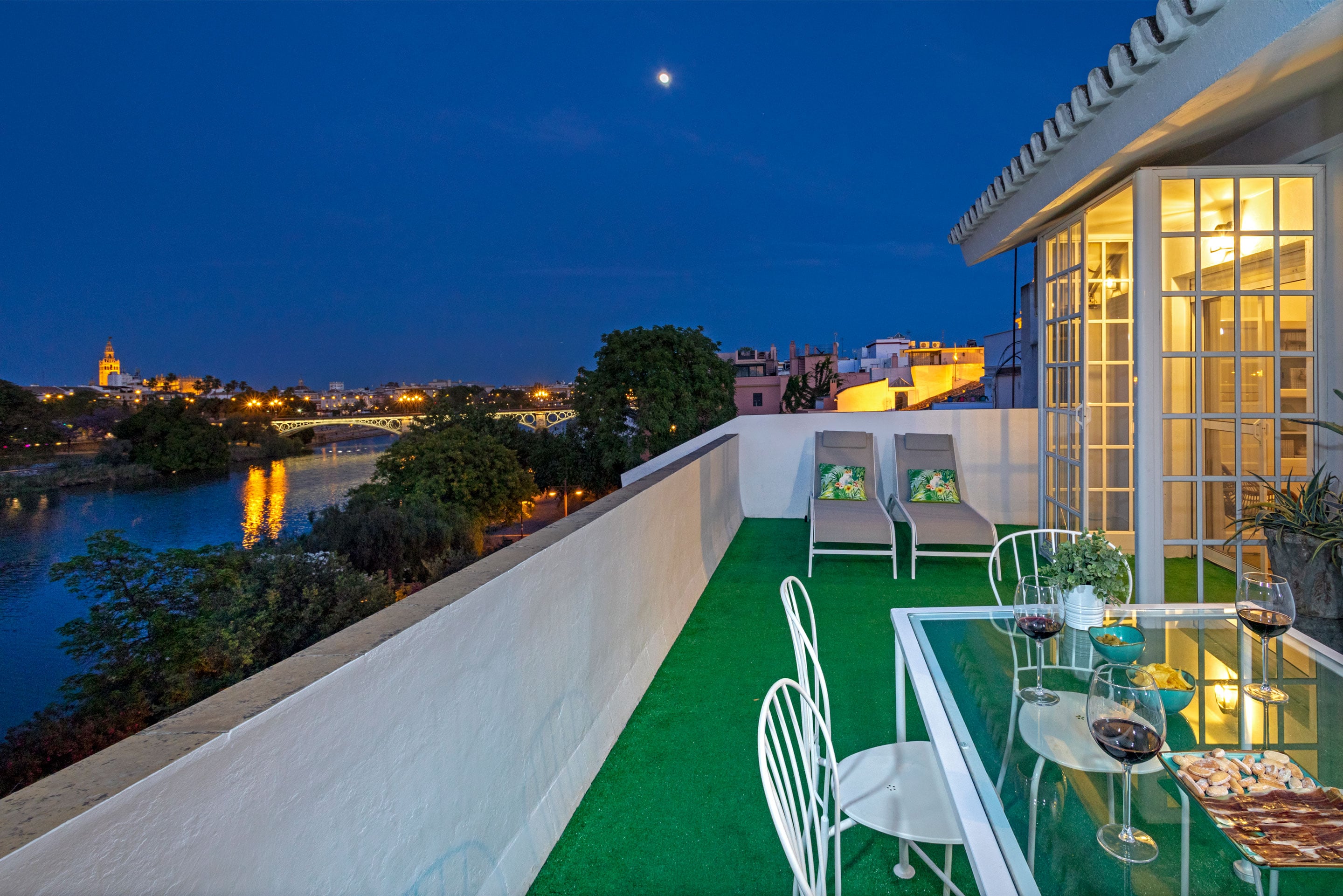 Property Image 2 - Penthouse in Triana city views. Castilla Terrace