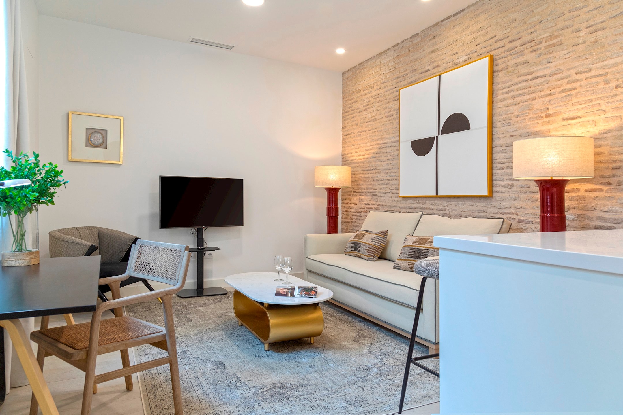 Property Image 1 - Cozy apartment with terrace in the center. Feria V