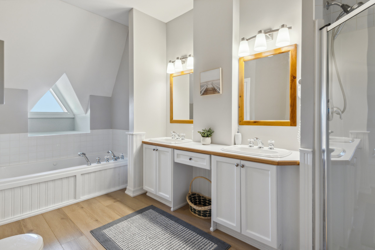 210 at Snowbridge w/ Golf Course View