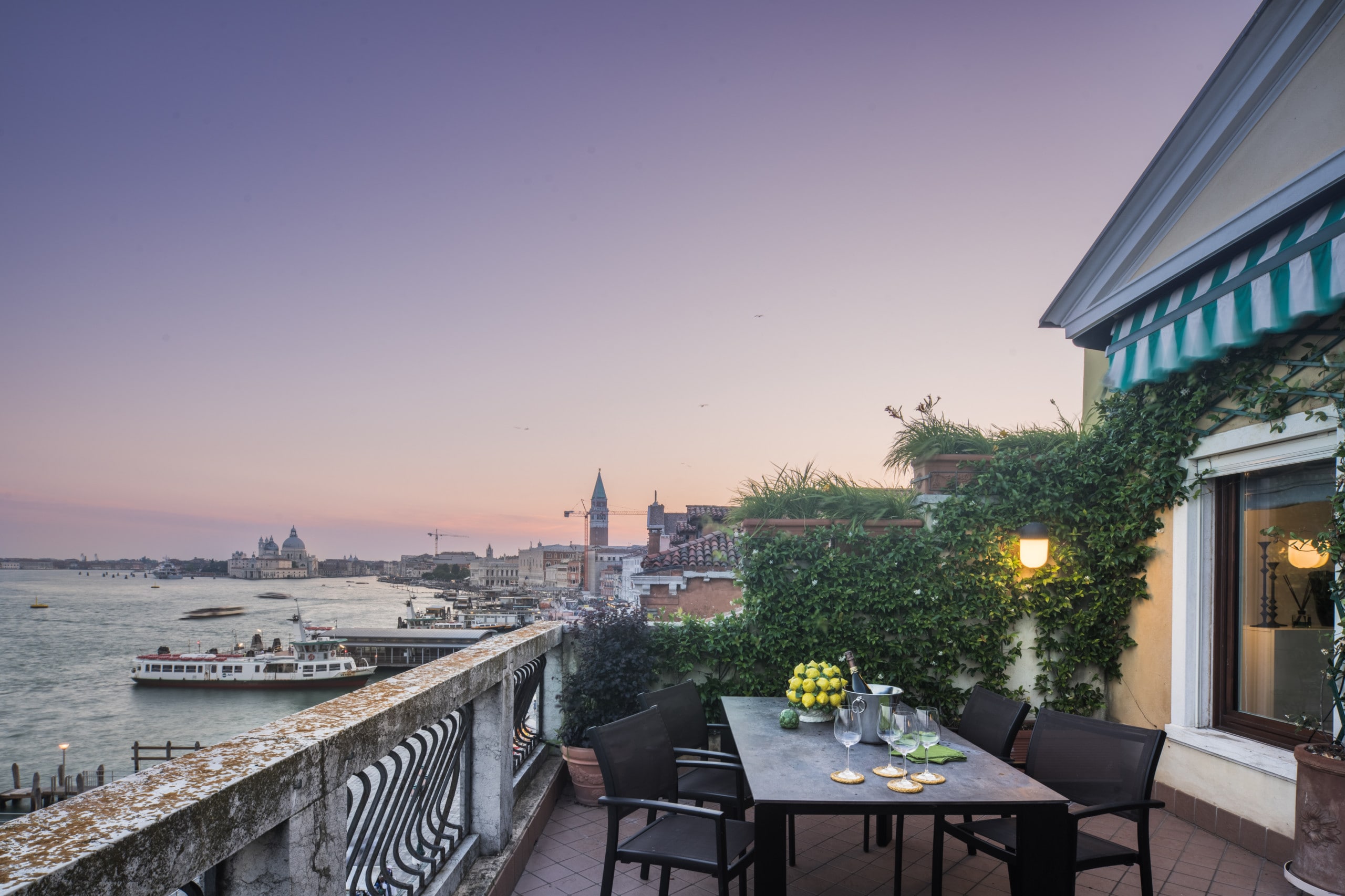 Property Image 1 - Heavenly 1-bedroom penthouse with spectacular view of St Mark’s Square