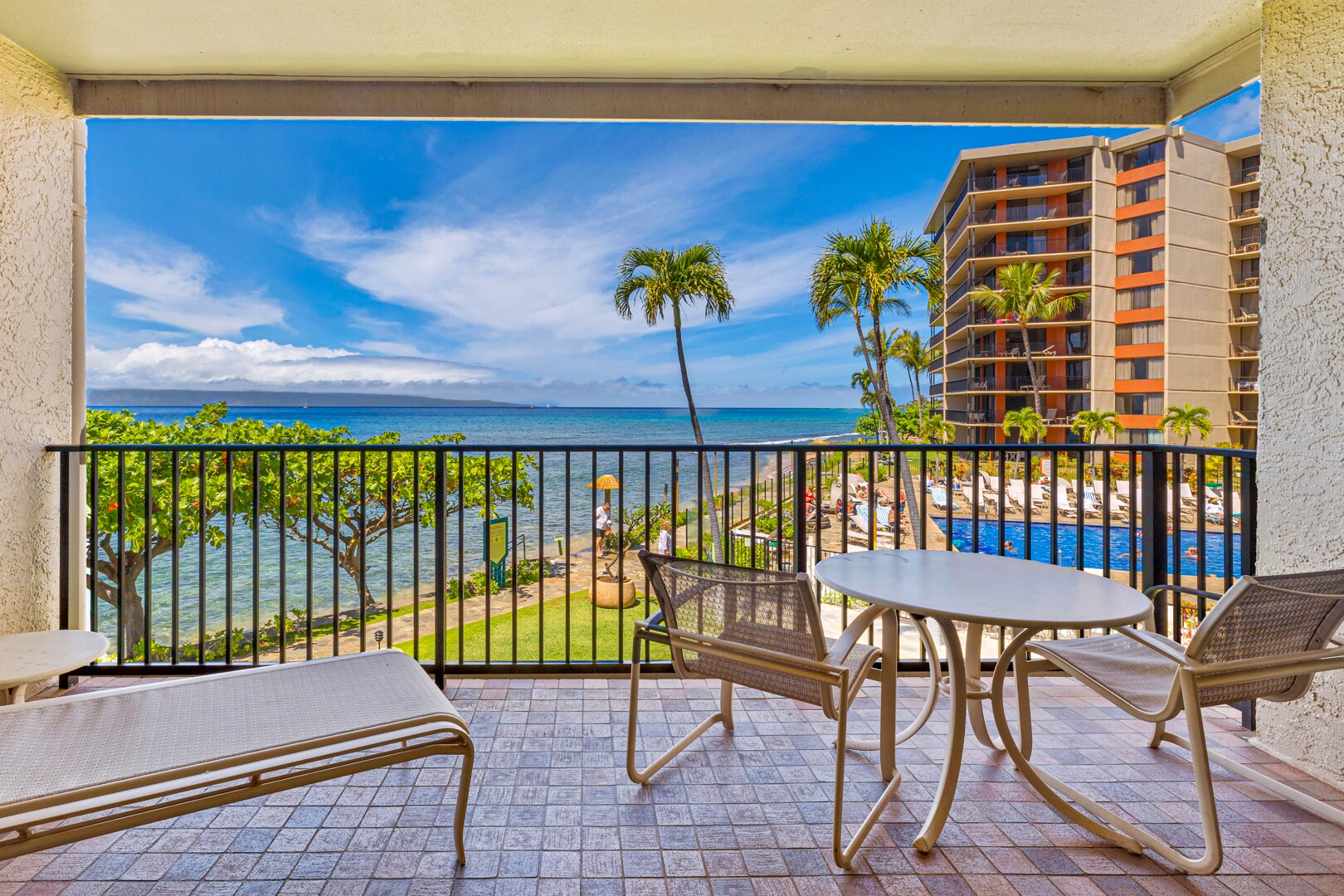 Property Image 1 - Full Ocean View 2B/2B with beach & kid amenities