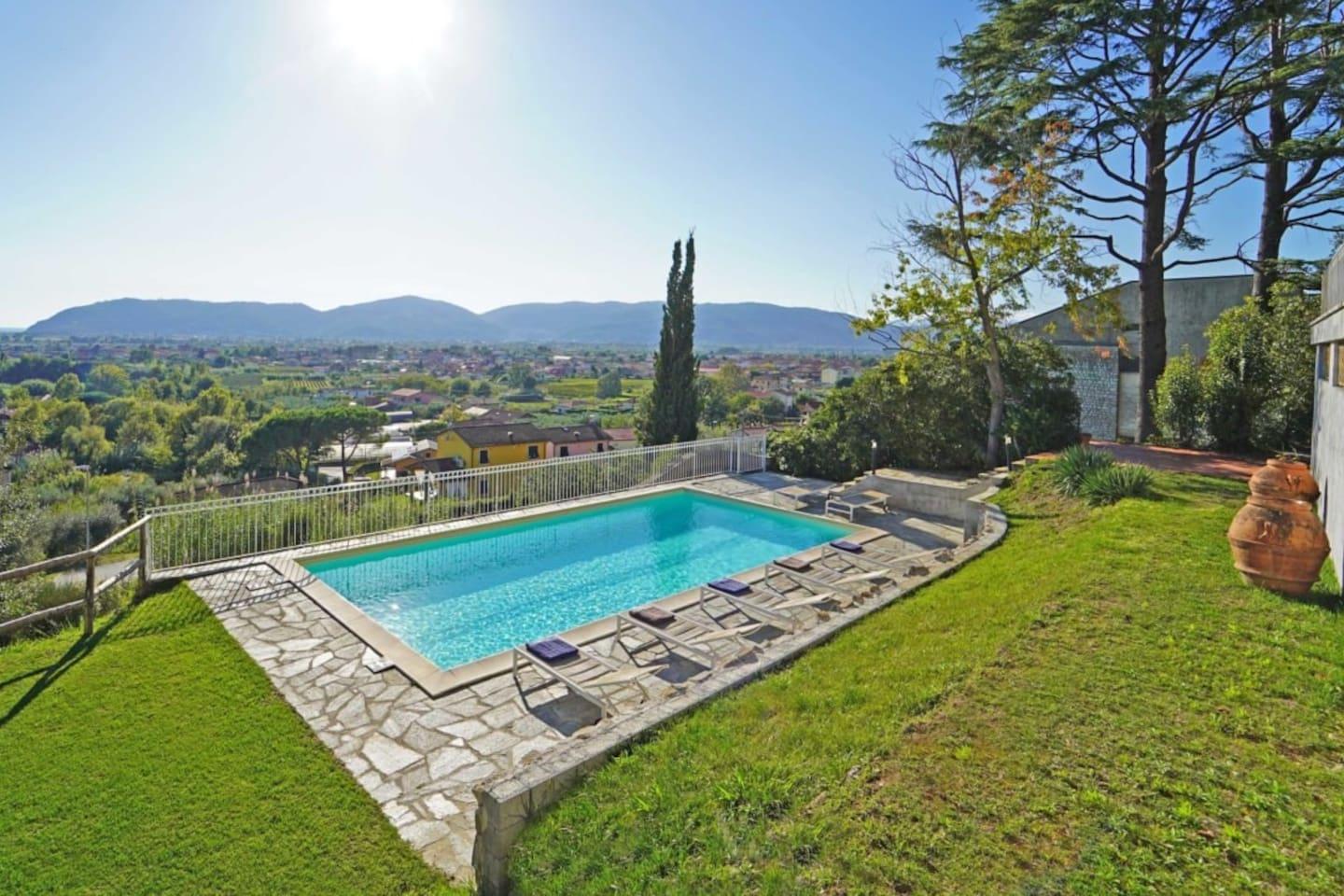 Property Image 1 - Comfortable Villa near Castelnuovo Magra Village